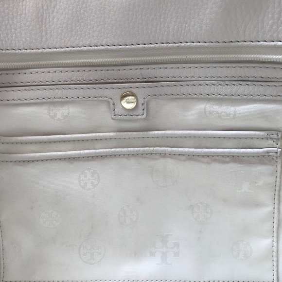 Tory Burch Buckled London Shopper Tote - Picture 8 of 11